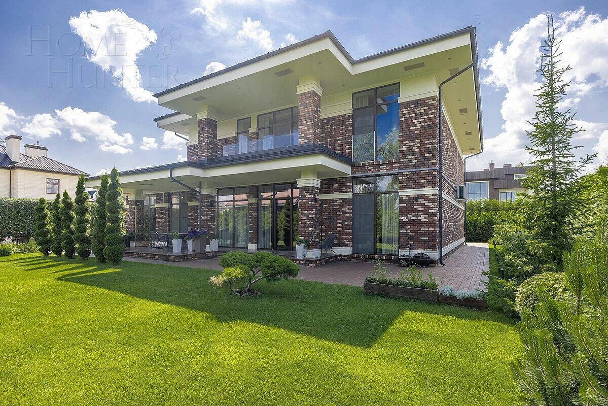 2-этажный коттедж 520 м² с отделкой