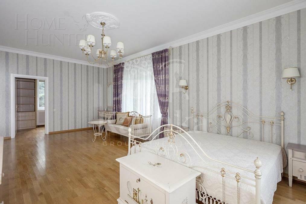 2-этажный коттедж 850 м² с отделкой