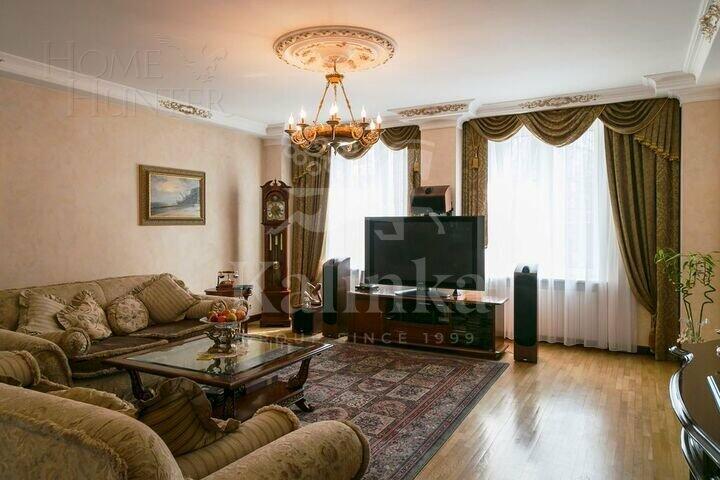 2-этажный коттедж 1 107 м² с отделкой