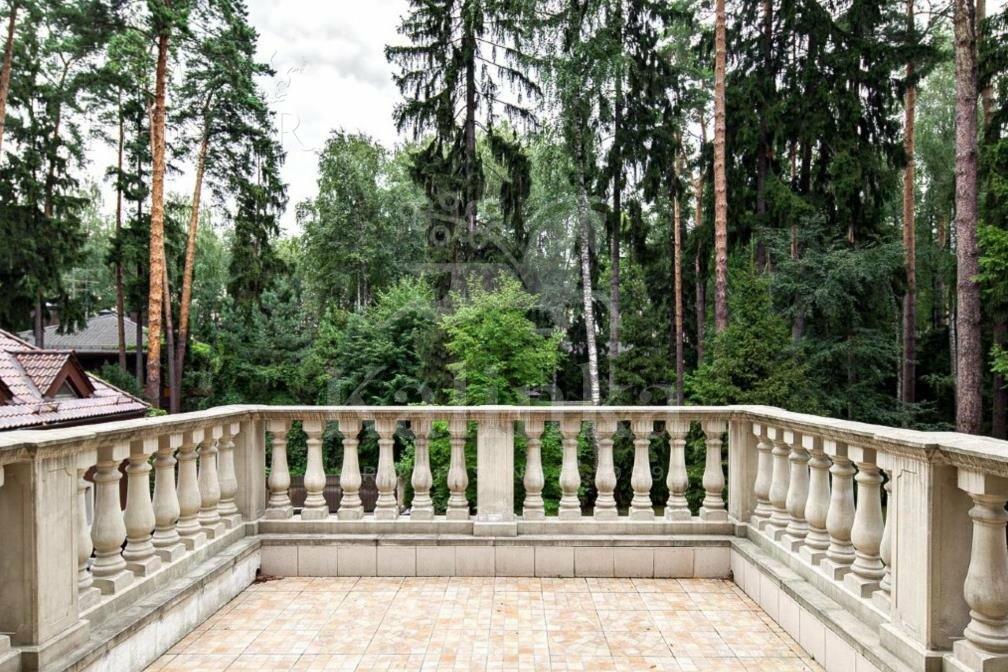 2-этажный коттедж 850 м² с отделкой