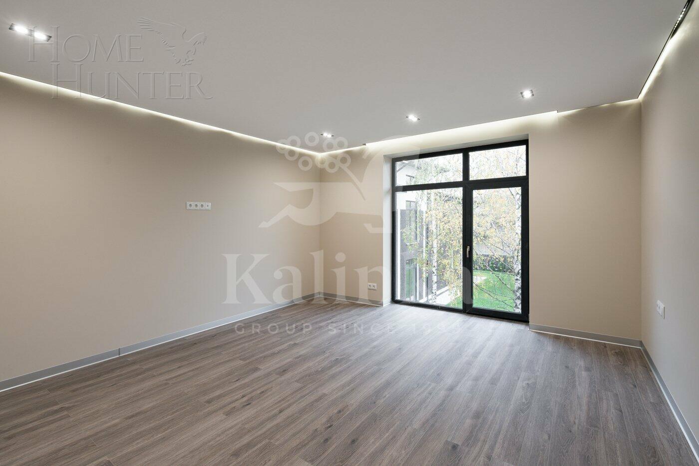 2-этажный коттедж 450 м² с отделкой