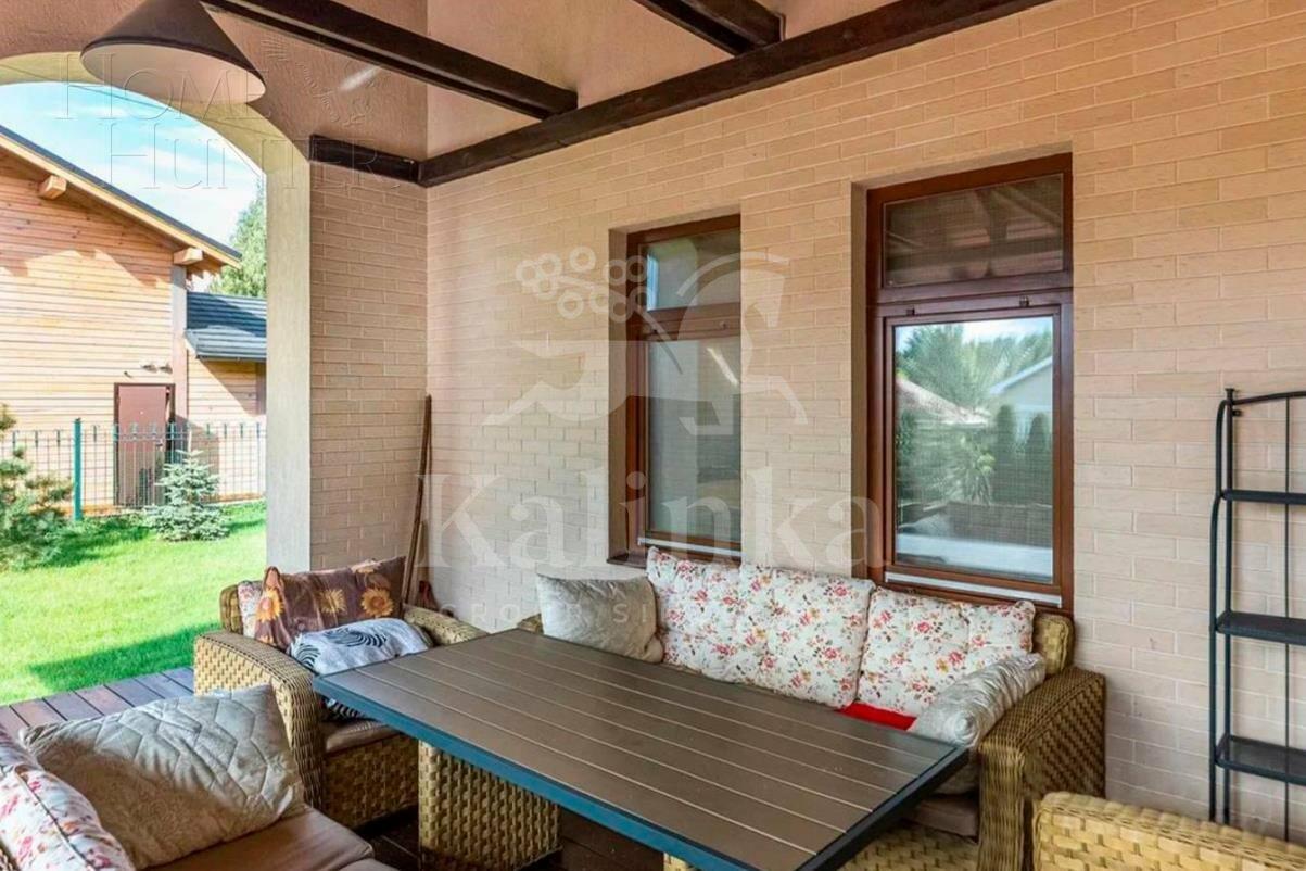 2-этажный коттедж 370 м² с отделкой