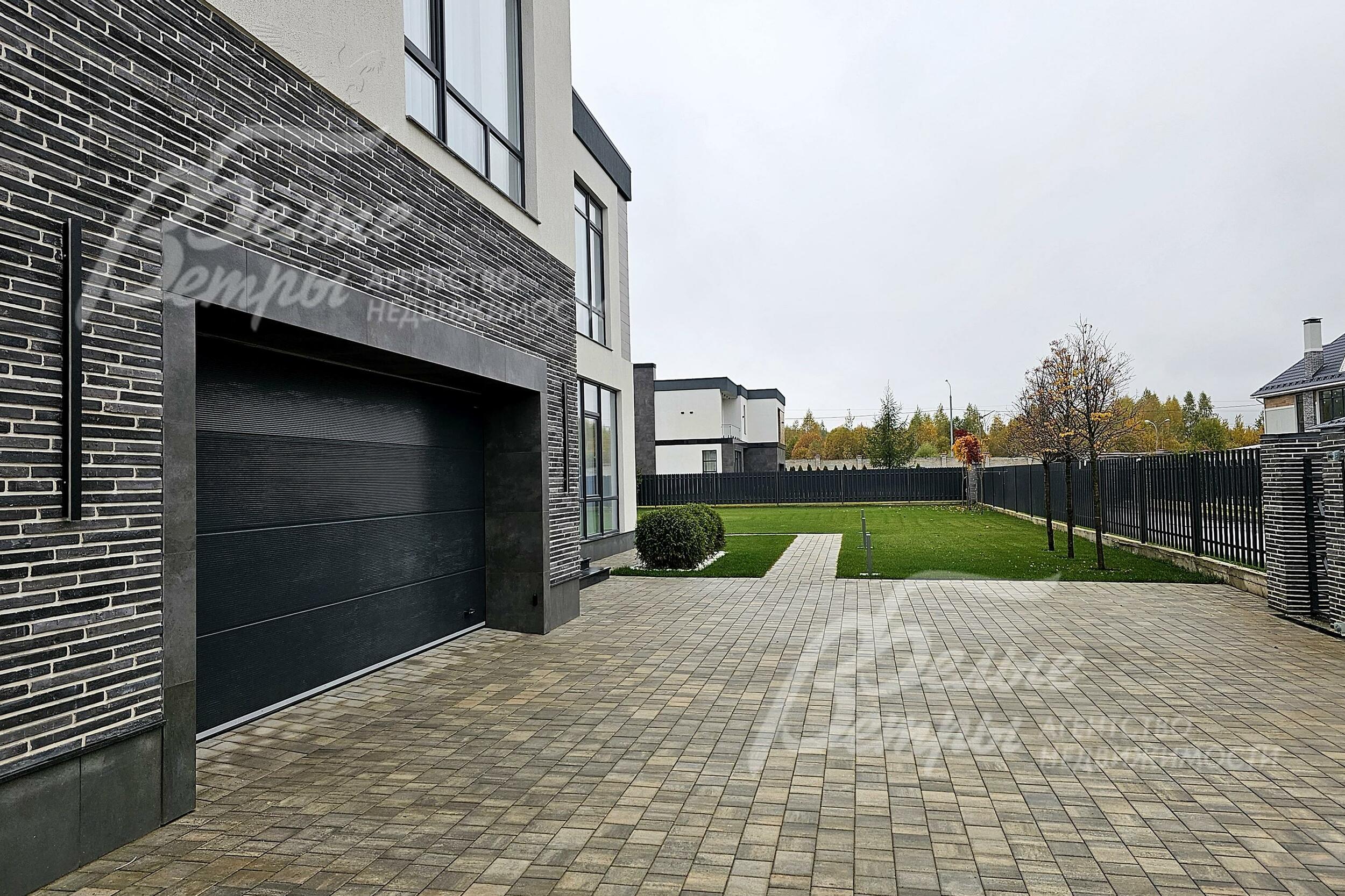 2-этажный коттедж 440 м² с отделкой