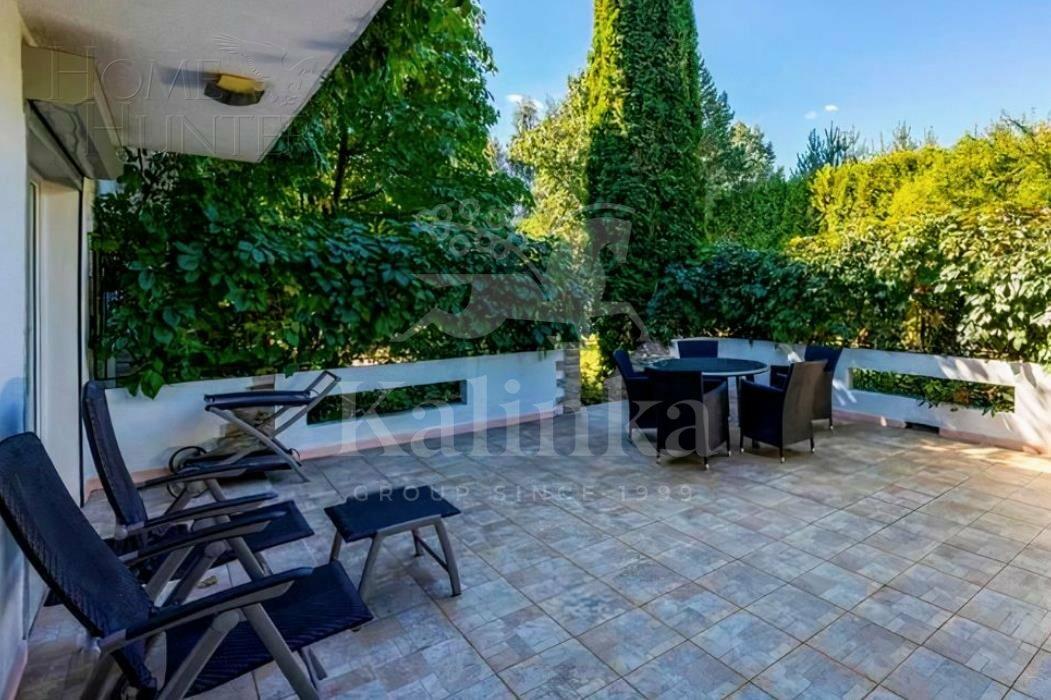 3-этажный коттедж 600 м² с отделкой