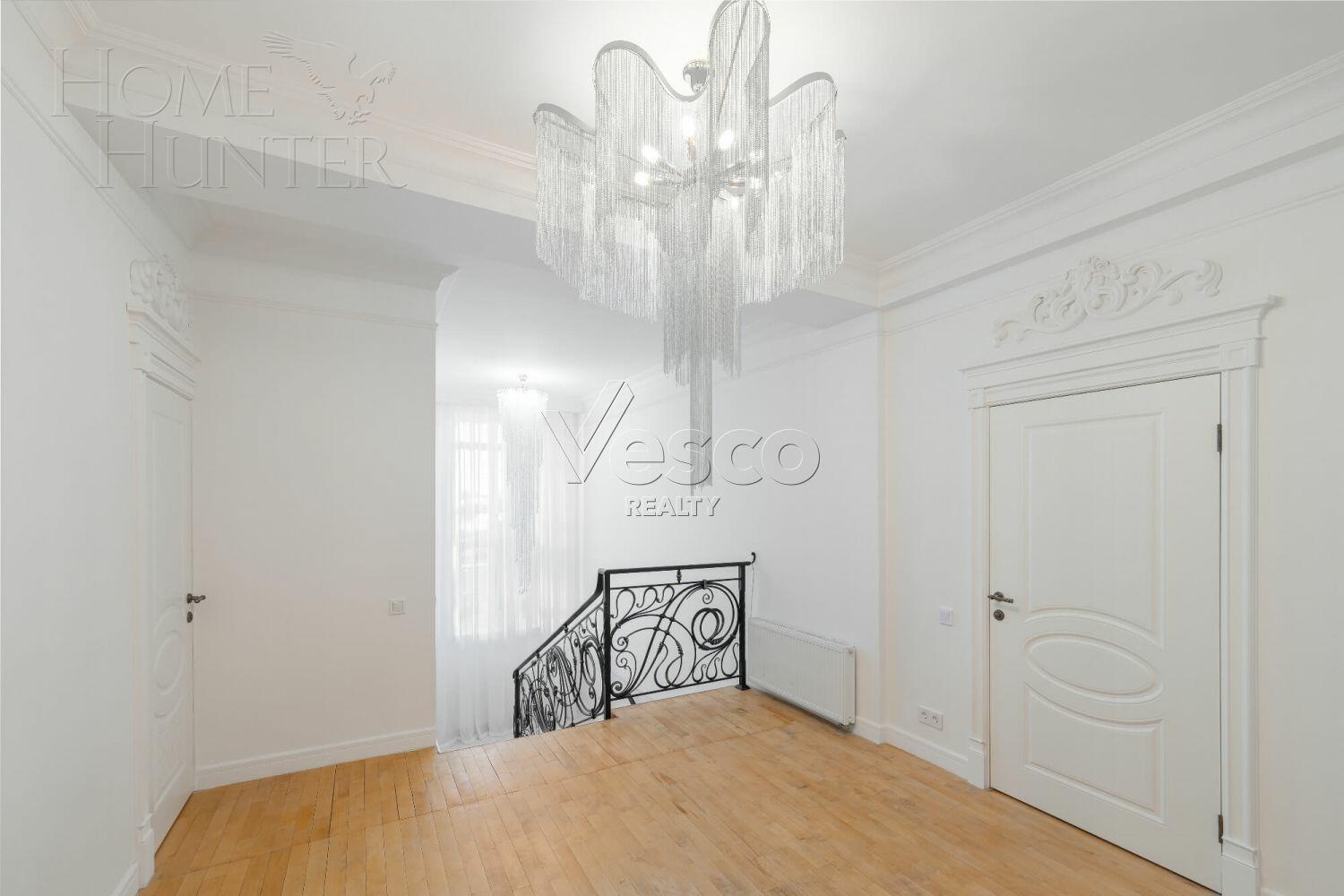 2-этажный коттедж 630 м² с отделкой