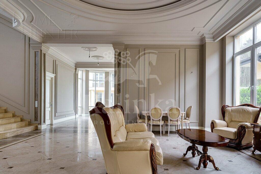 2-этажный коттедж 876 м² с отделкой