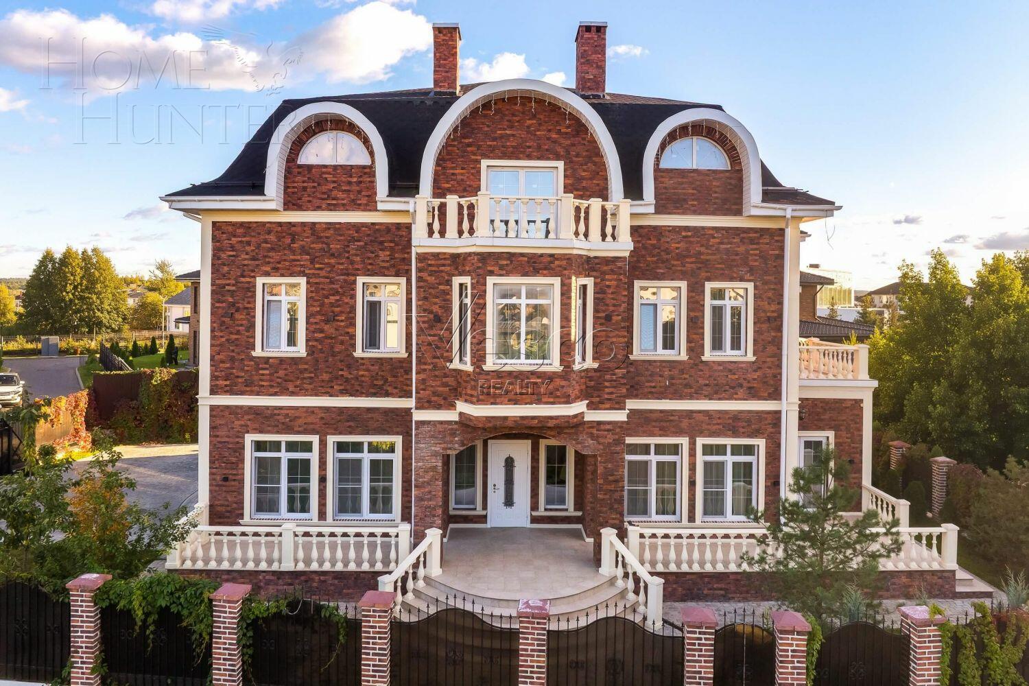 2-этажный коттедж 630 м² с отделкой