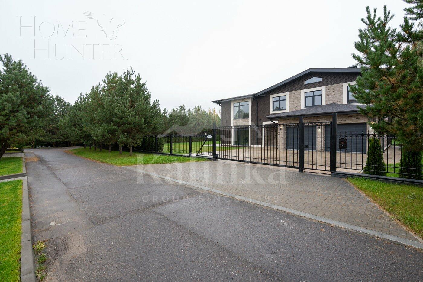 2-этажный коттедж 450 м² с отделкой