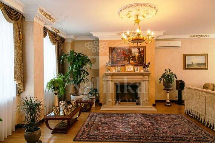 2-этажный коттедж 1 107 м² с отделкой