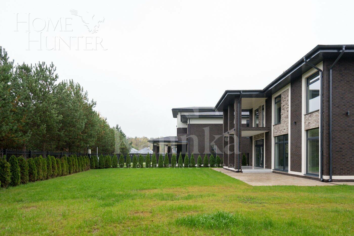 2-этажный коттедж 450 м² с отделкой