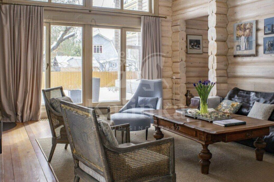 2-этажный коттедж 400 м² с отделкой