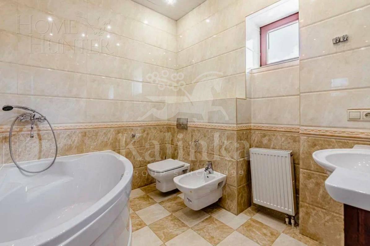 2-этажный коттедж 370 м² с отделкой