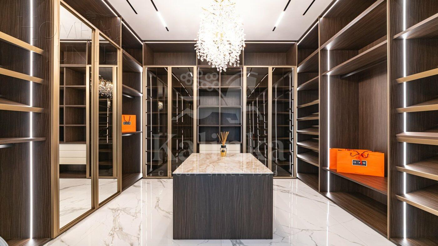 2-этажный коттедж 1 250 м² с отделкой