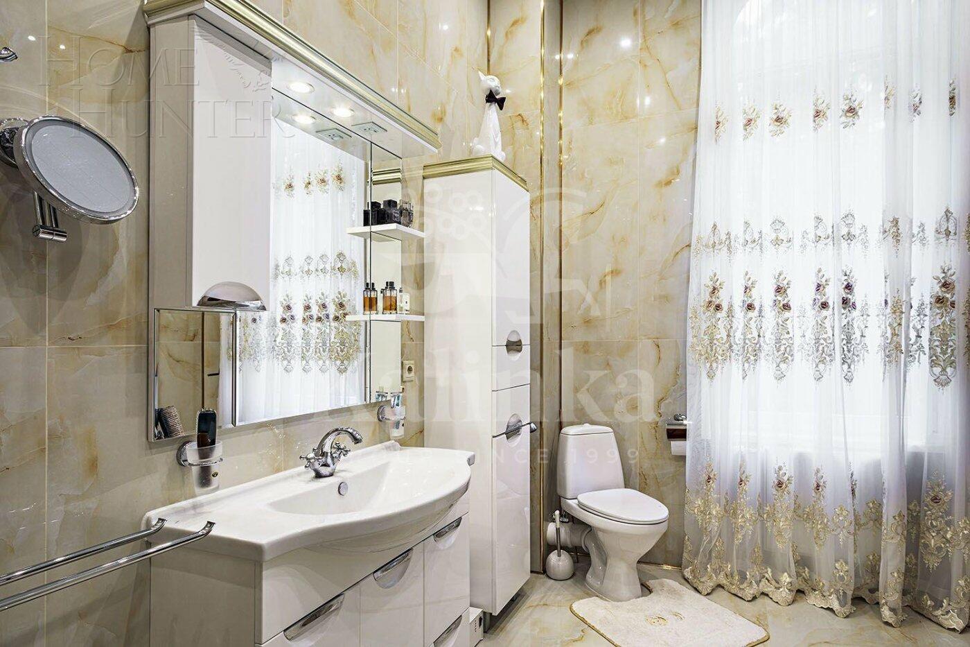 2-этажный коттедж 250 м² с отделкой
