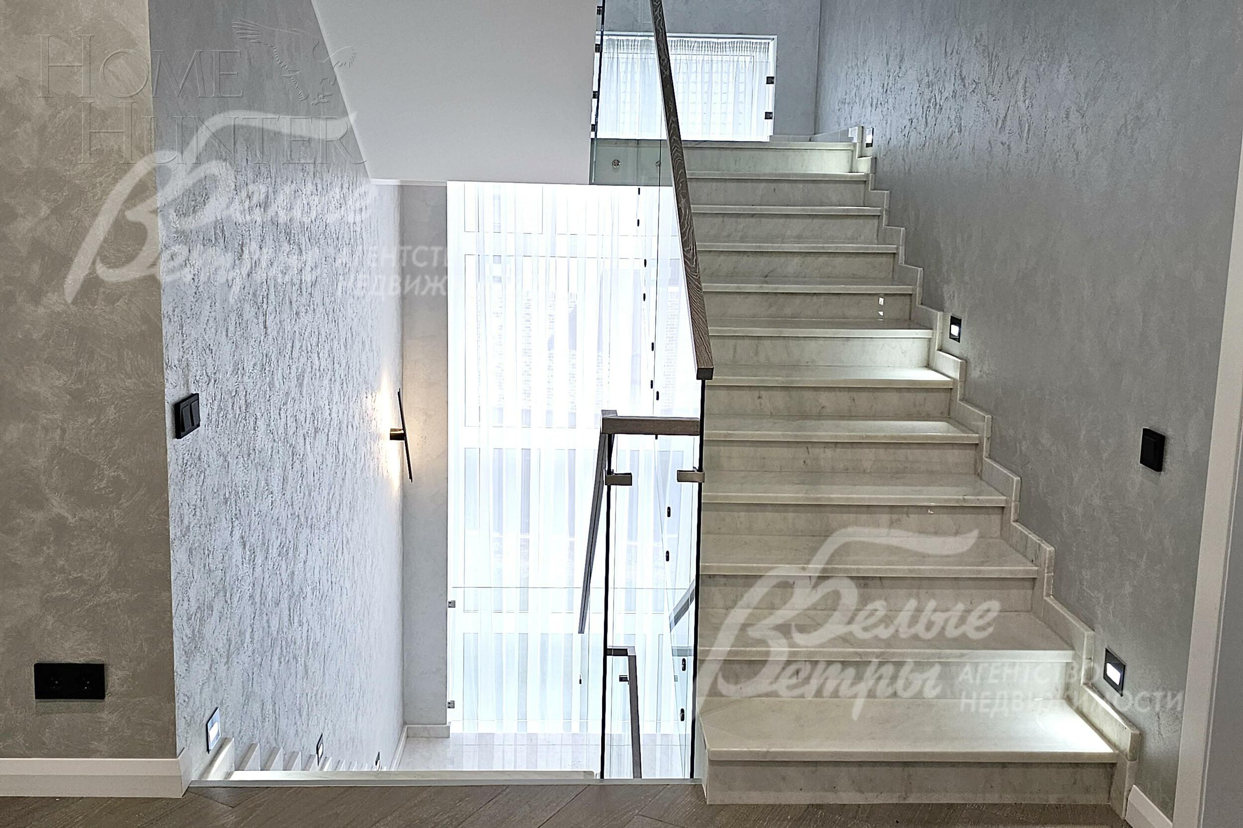 2-этажный коттедж 440 м² с отделкой