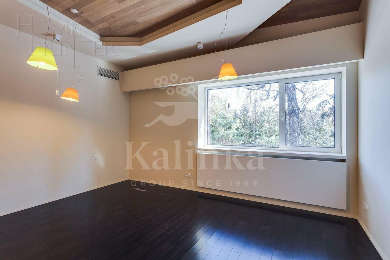 2-этажный коттедж 710 м² с отделкой