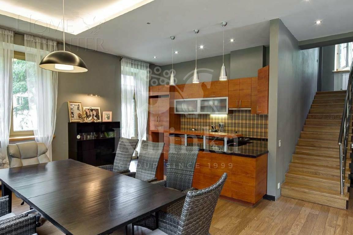 2-этажный коттедж 450 м² с отделкой