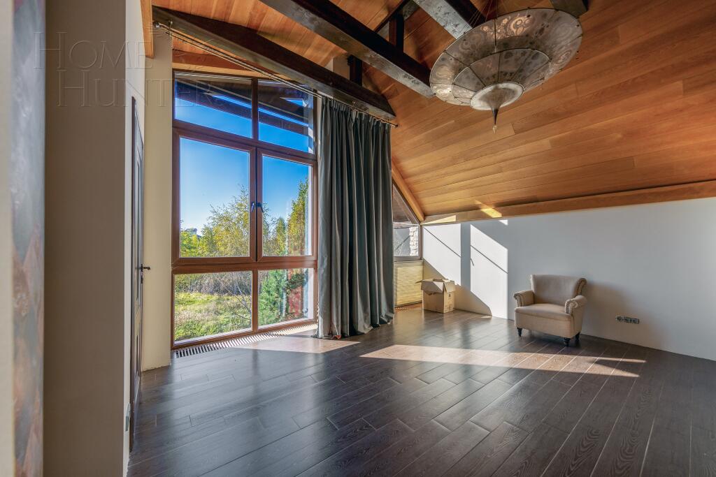 3-этажный коттедж 700 м² с отделкой