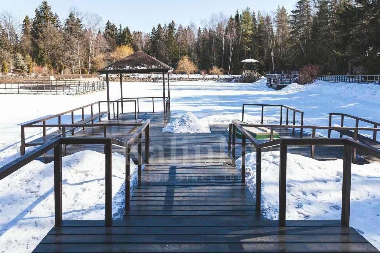 2-этажный коттедж 710 м² с отделкой