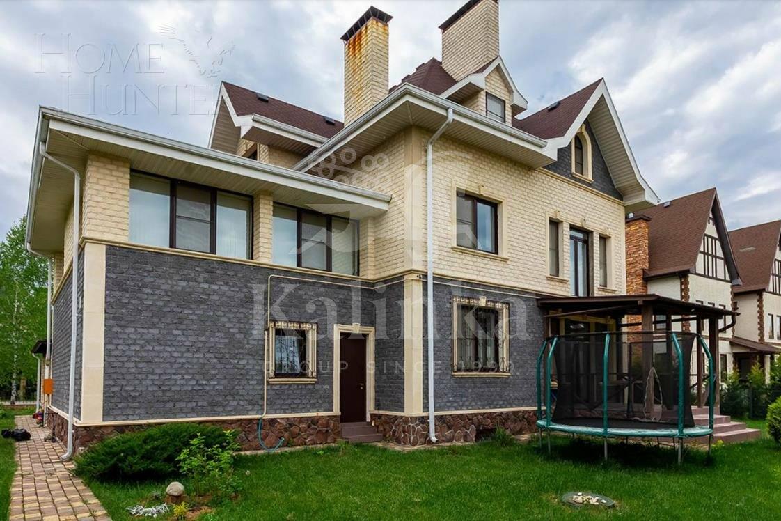 2-этажный коттедж 490 м² с отделкой