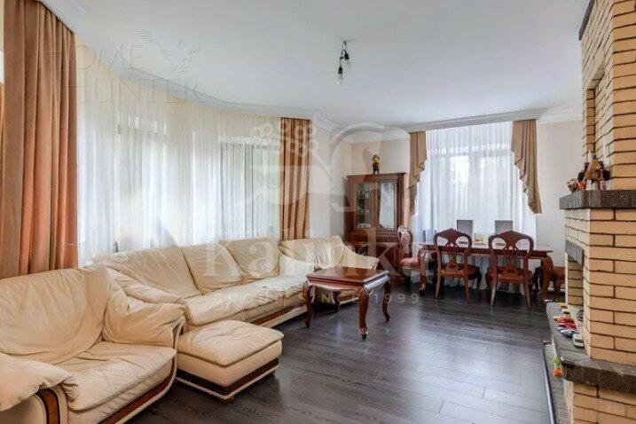 2-этажный коттедж 220 м² с отделкой