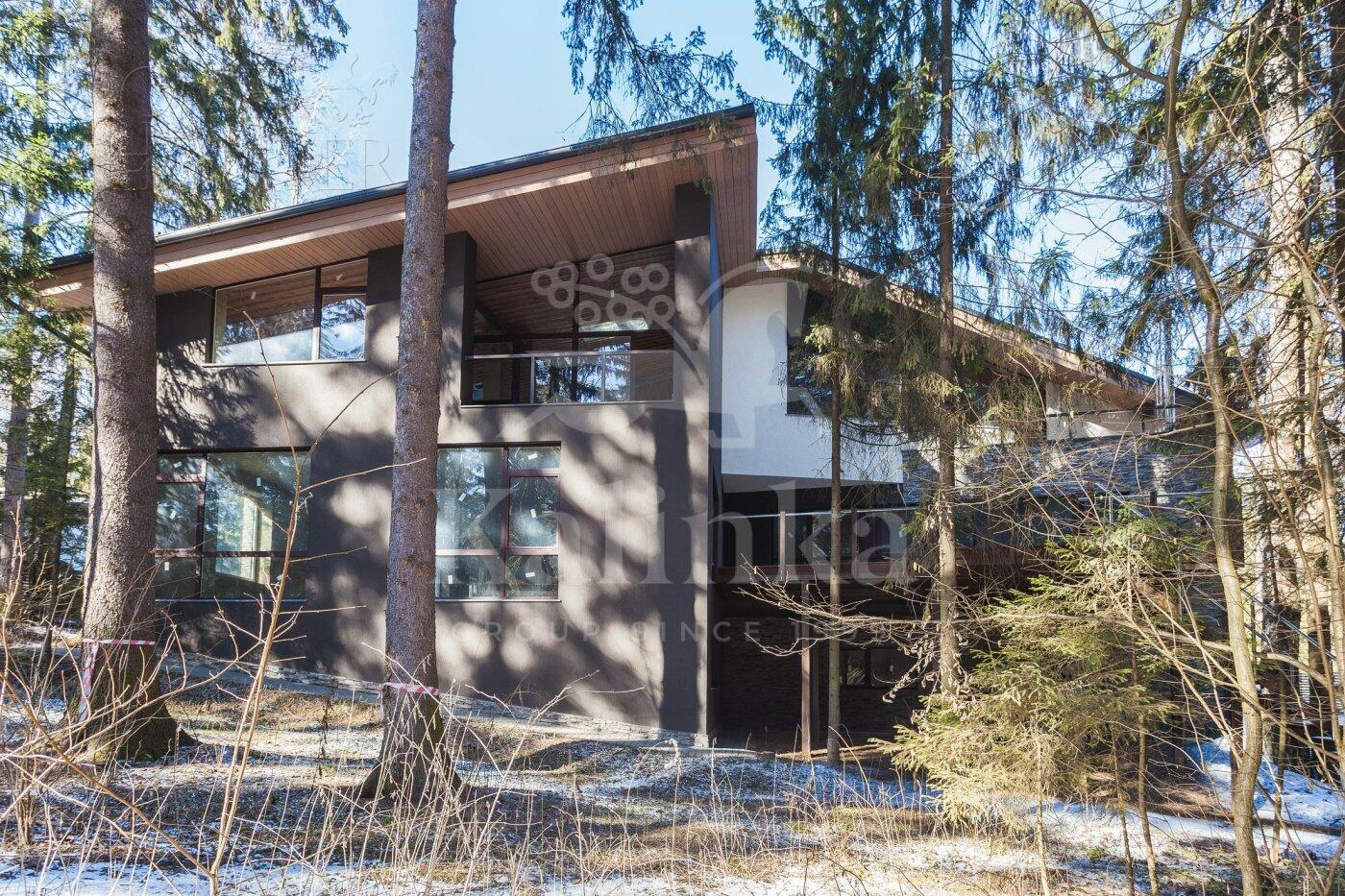 2-этажный коттедж 760 м² без отделки