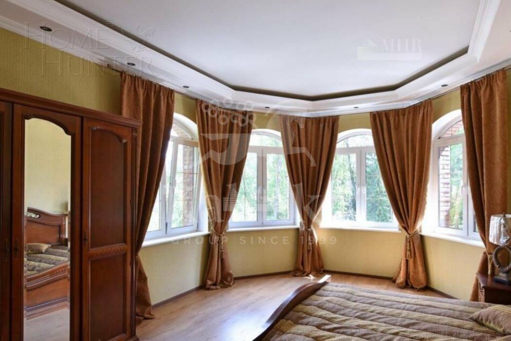 2-этажный коттедж 1 500 м² с отделкой