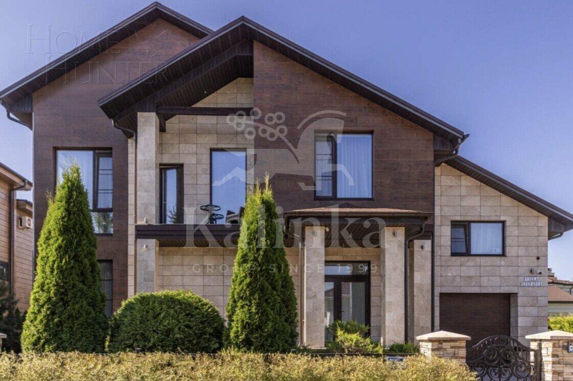 2-этажный коттедж 470 м² с отделкой