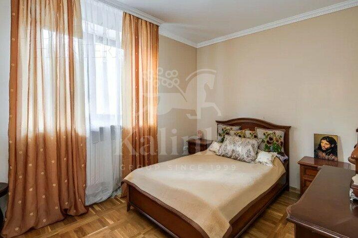 2-этажный коттедж 220 м² с отделкой