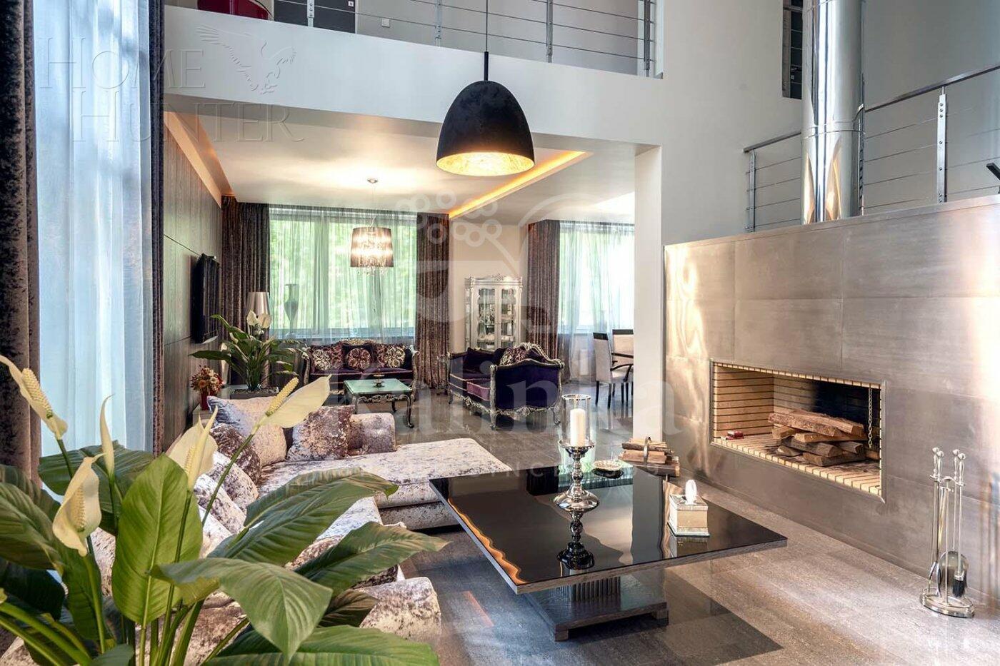 2-этажный коттедж 1 518 м² с отделкой