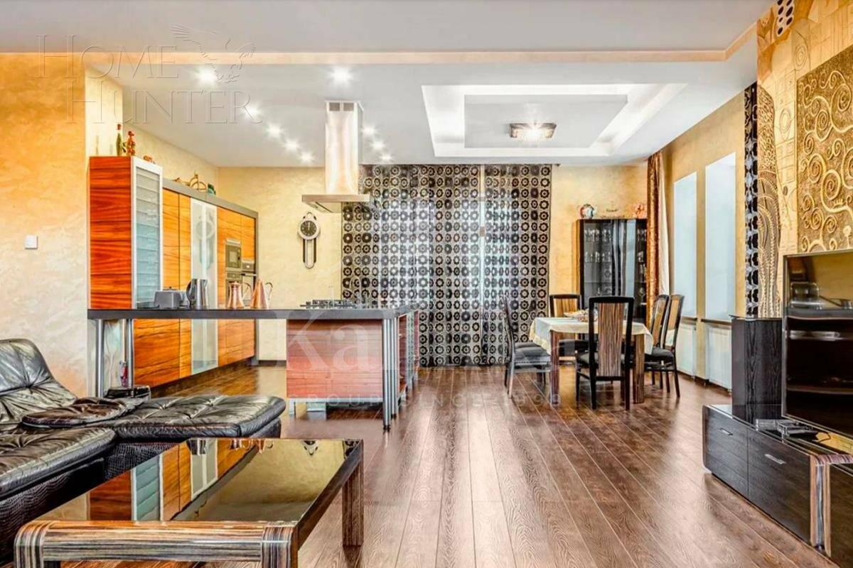 2-этажный коттедж 370 м² с отделкой