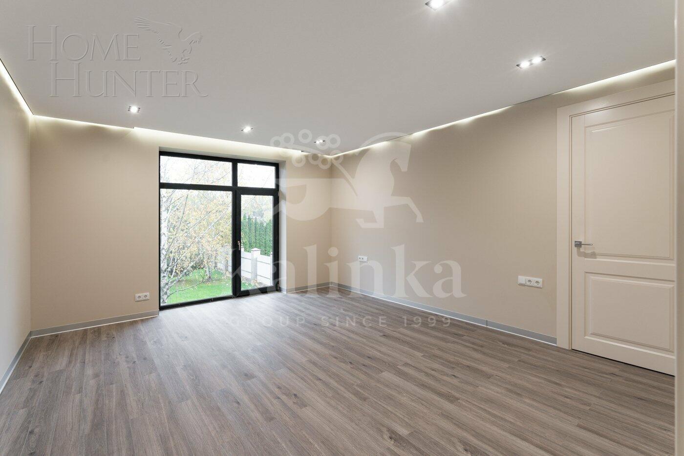 2-этажный коттедж 450 м² с отделкой