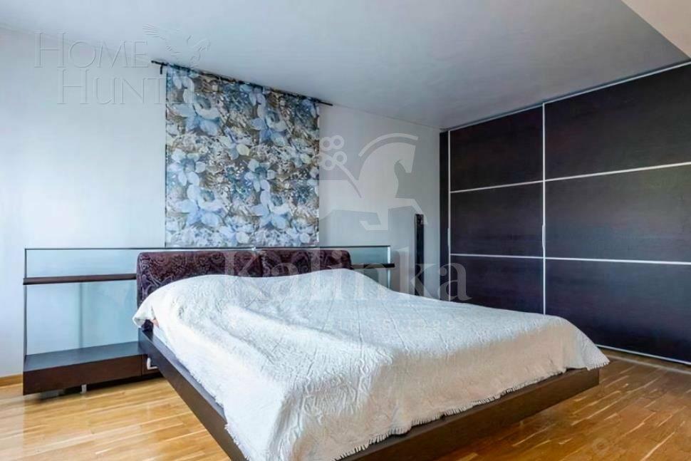 3-этажный коттедж 600 м² с отделкой