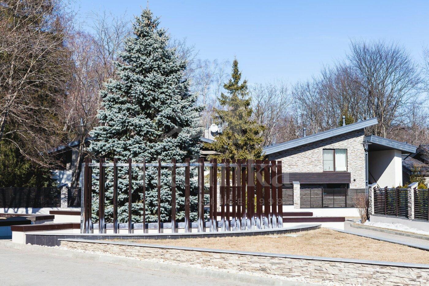 2-этажный коттедж 760 м² без отделки