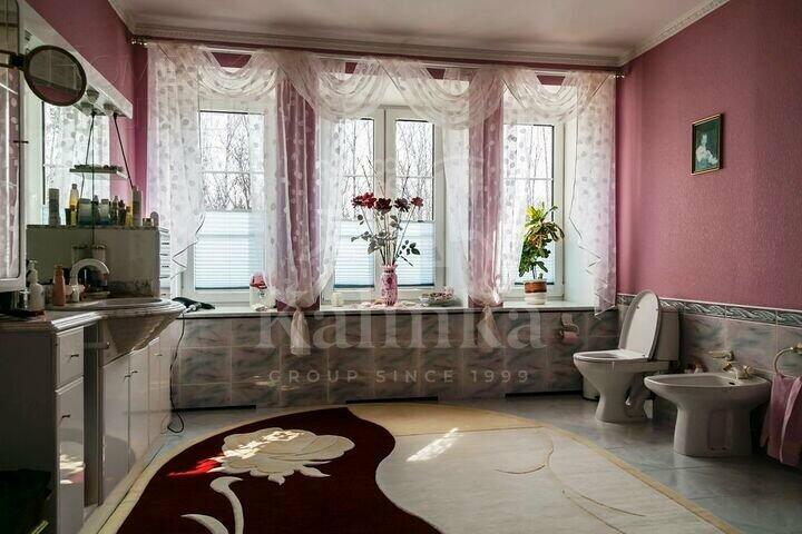 2-этажный коттедж 1 107 м² с отделкой