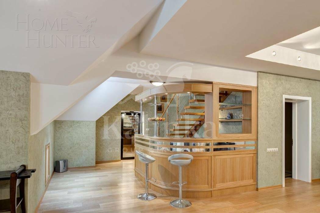 2-этажный коттедж 850 м² с отделкой