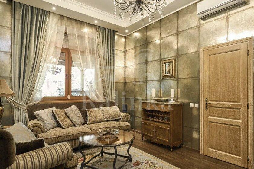 3-этажный таунхаус 250 м² с отделкой