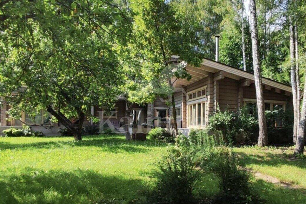 2-этажный коттедж 400 м² с отделкой