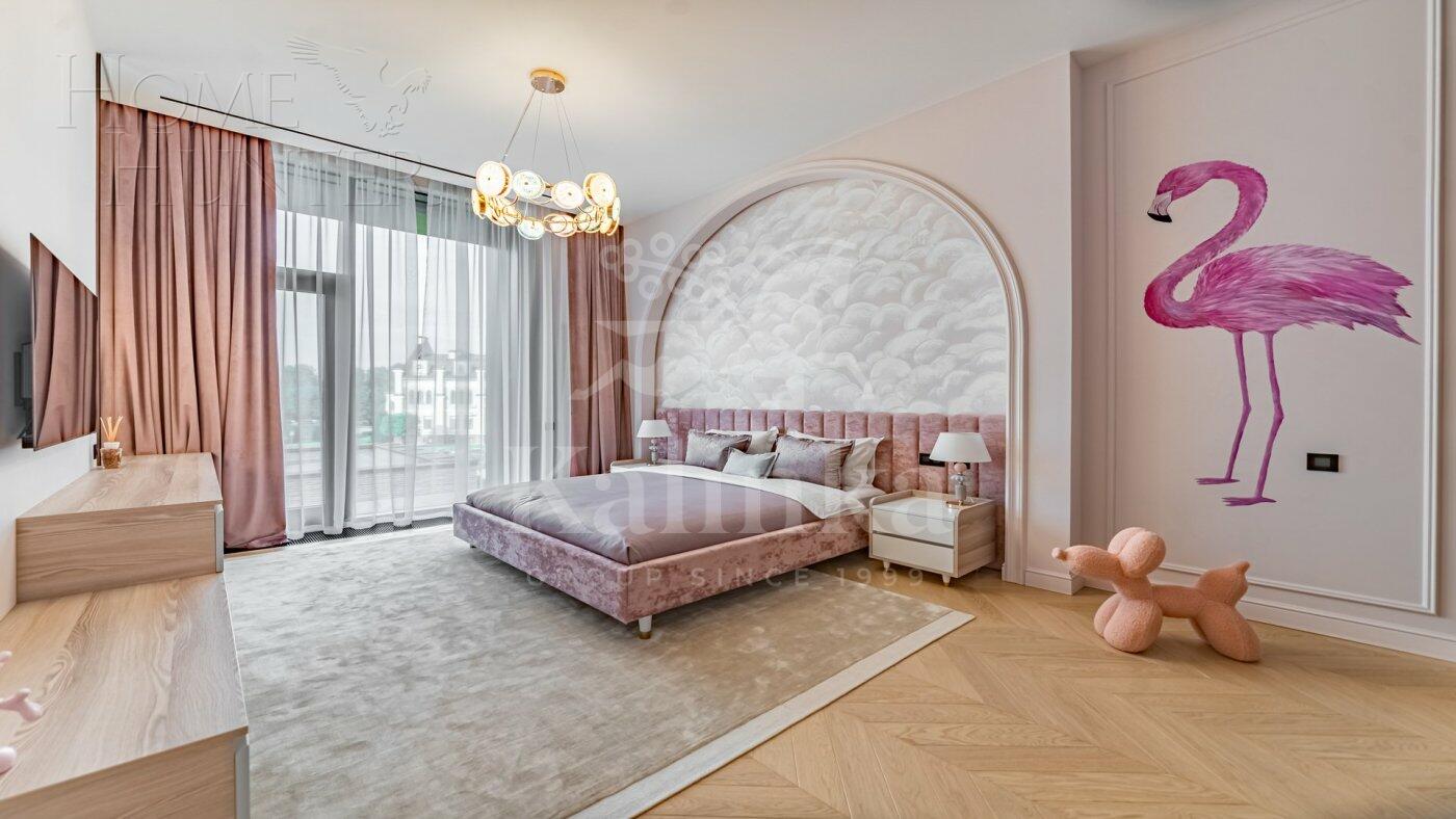 2-этажный коттедж 1 250 м² с отделкой