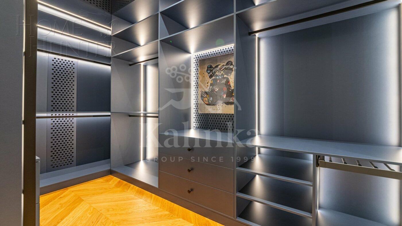 2-этажный коттедж 1 250 м² с отделкой