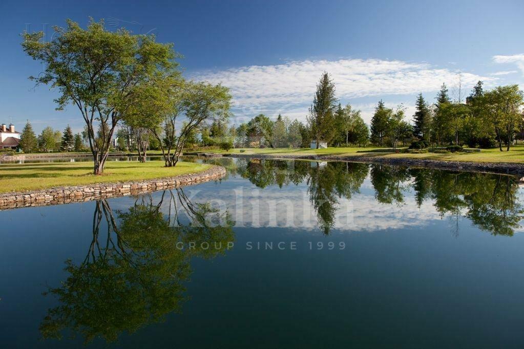 Участок 18 сот. в охраняемом поселке