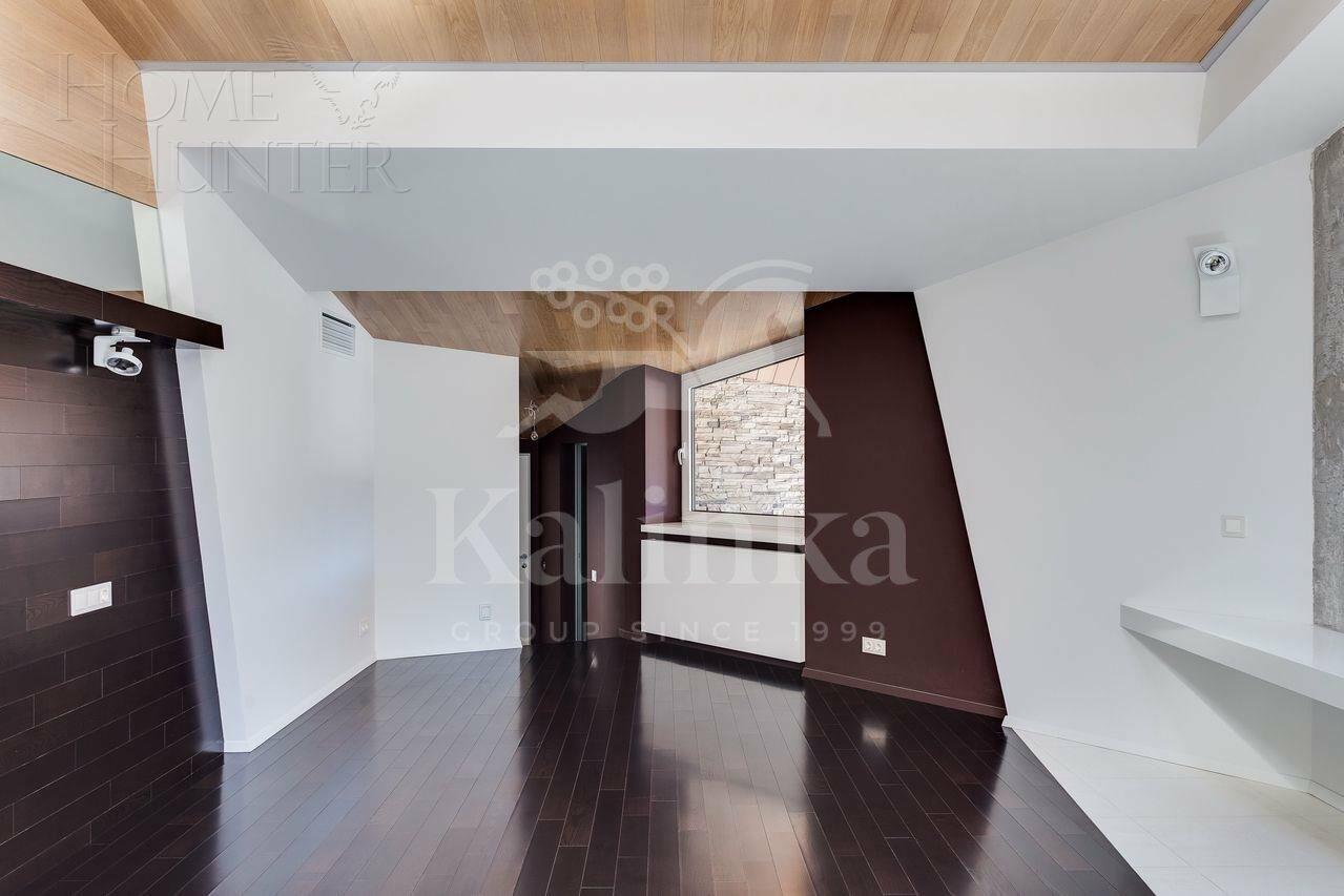 2-этажный коттедж 710 м² с отделкой