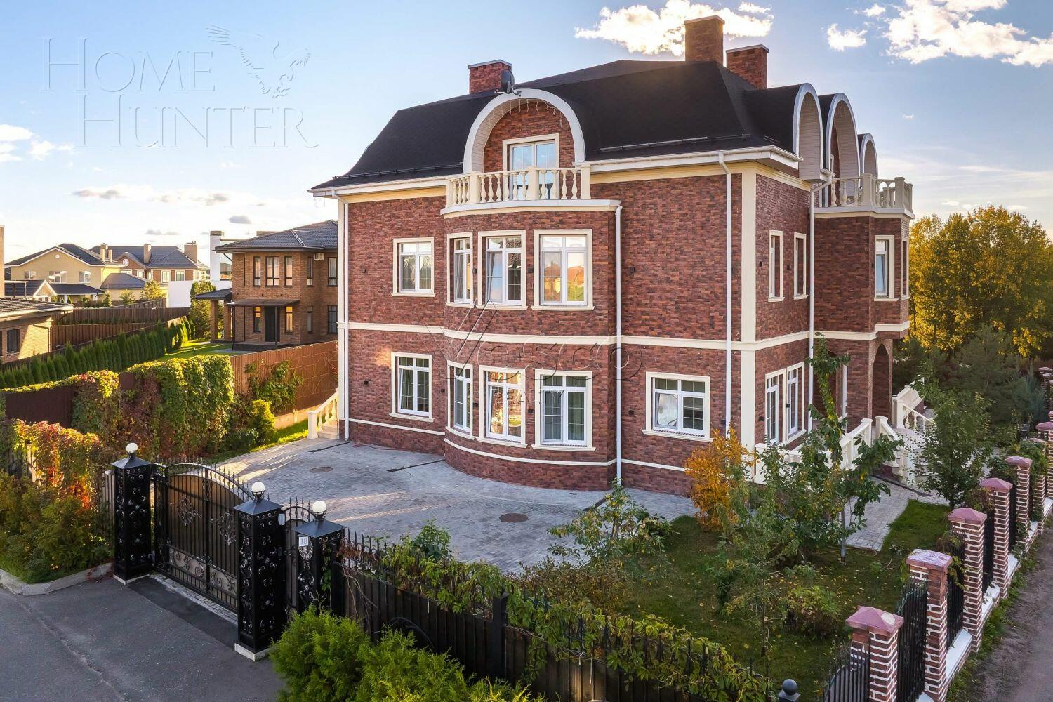 2-этажный коттедж 630 м² с отделкой