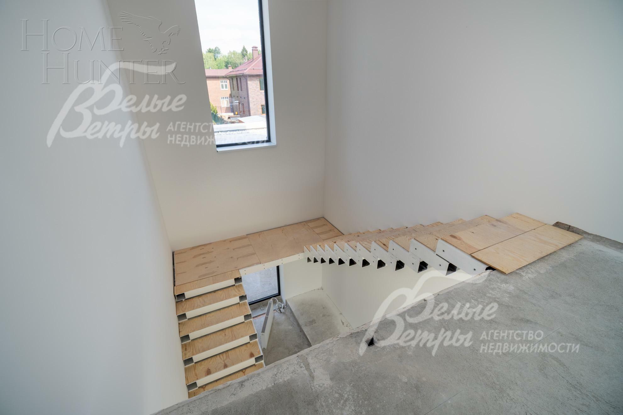 2-этажный коттедж 650 м² без отделки