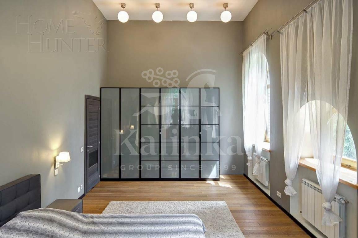 2-этажный коттедж 450 м² с отделкой