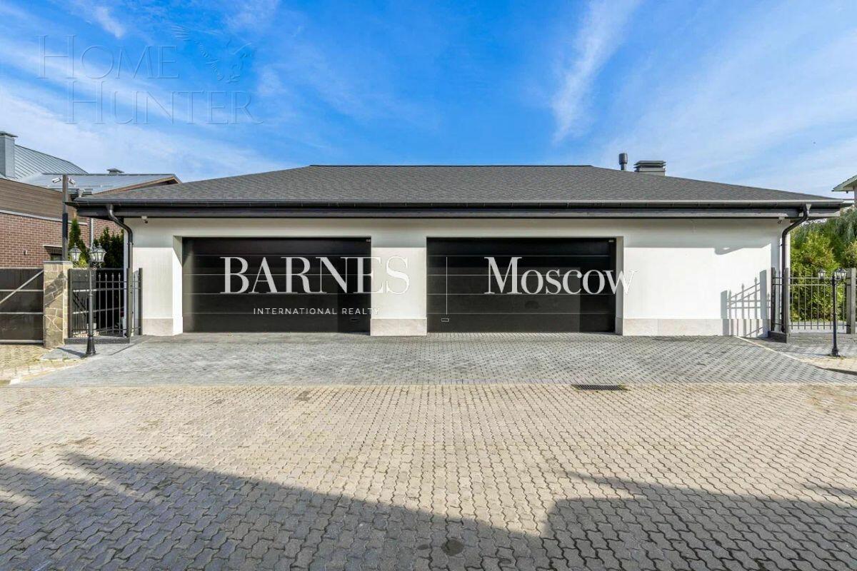 1-этажный коттедж 990 м² с отделкой