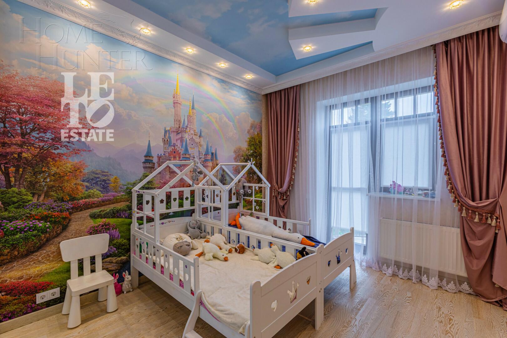 2-этажный таунхаус 251.7 м² с отделкой