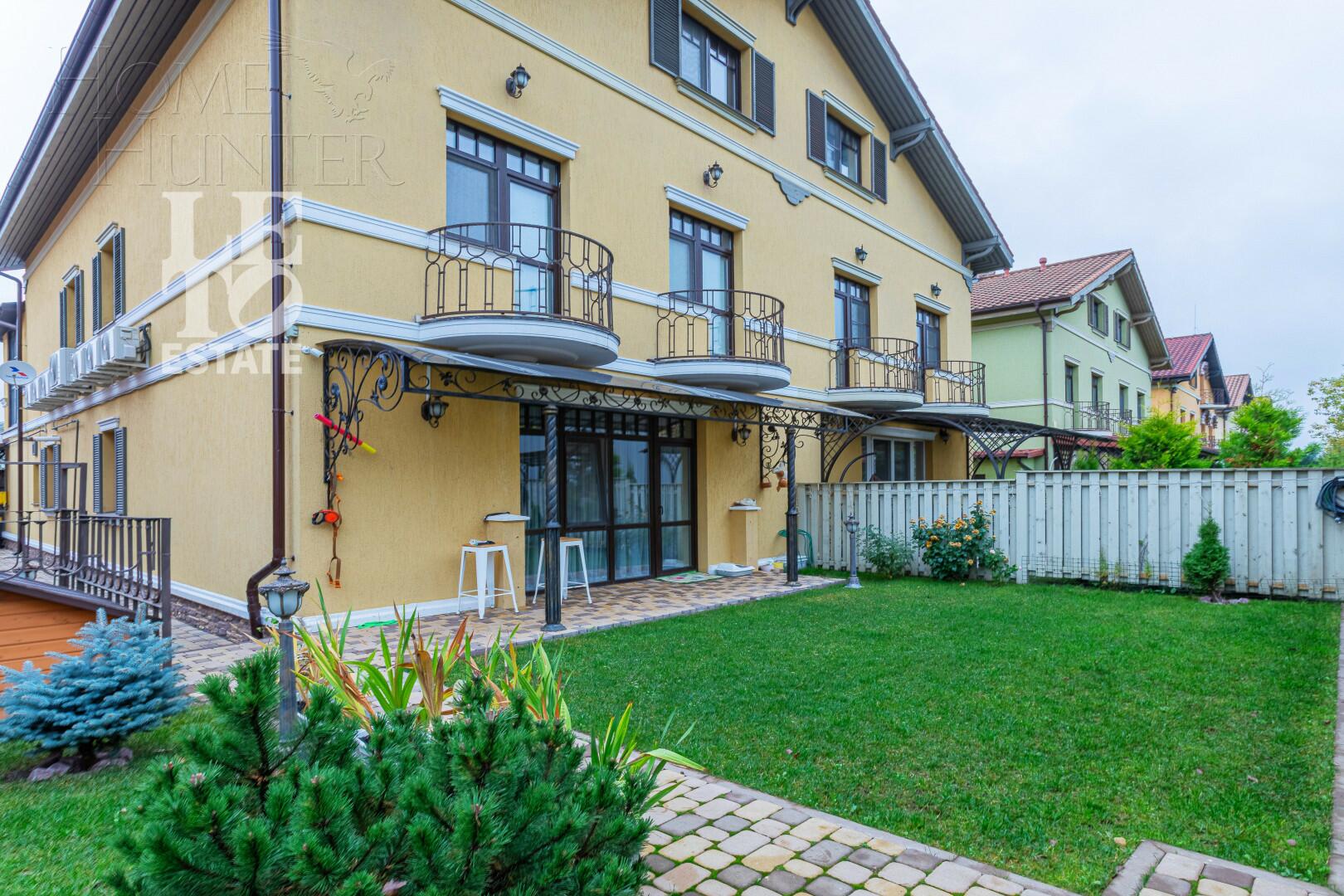 2-этажный таунхаус 251.7 м² с отделкой