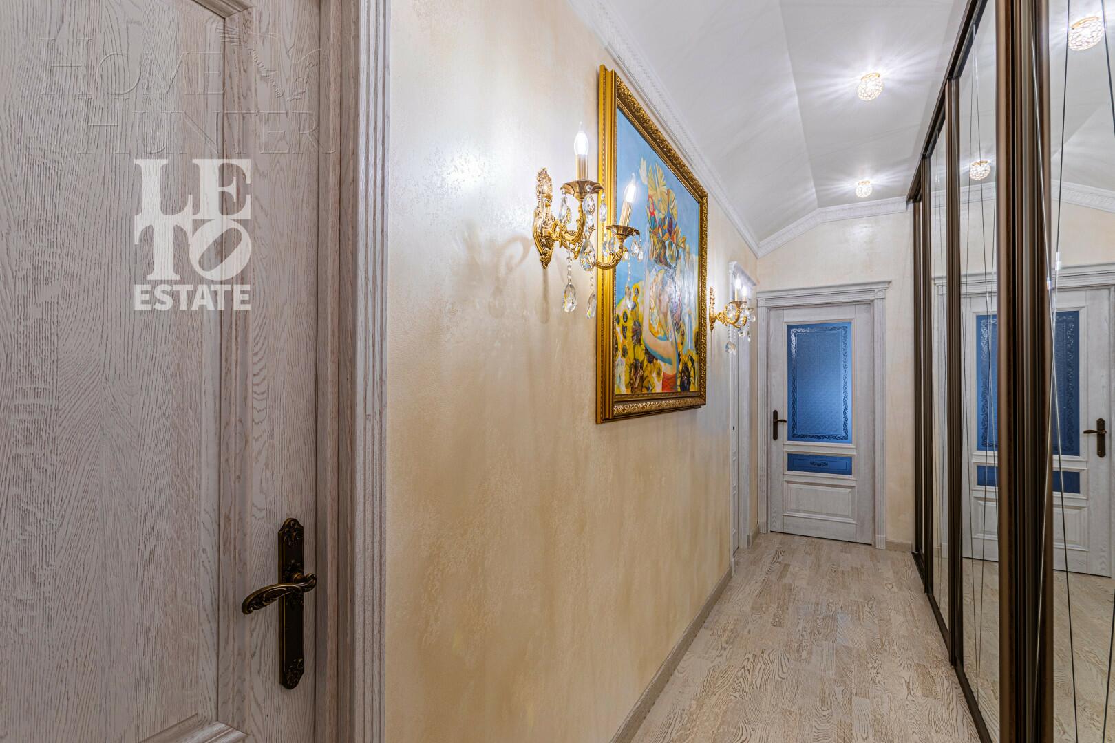 2-этажный таунхаус 251.7 м² с отделкой