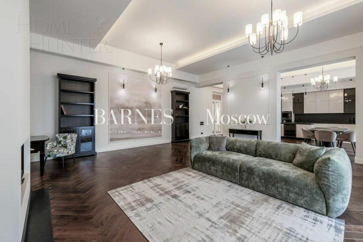 1-этажный коттедж 990 м² с отделкой